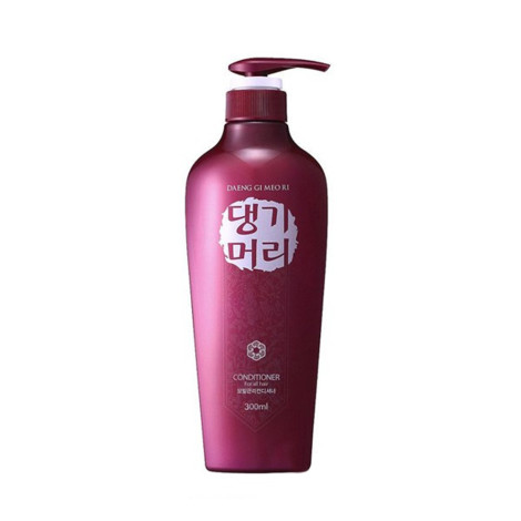 Кондиционер Daeng Gi Meo Ri Conditioner питательный для всех типов волос 300 мл